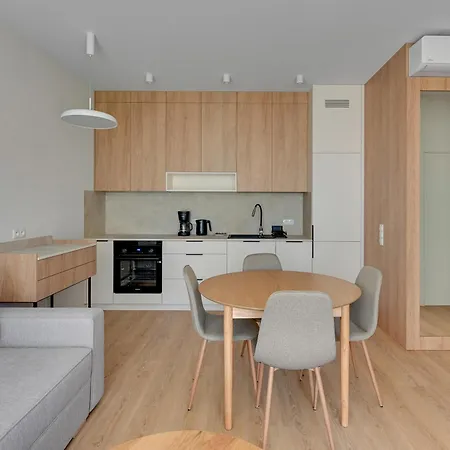 Nadmorski Dwor - Apartamenty Przy Plazy Gdansk Exterior photo